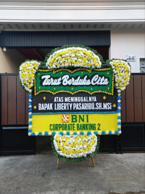 Papan Bunga Duka di Candirejo