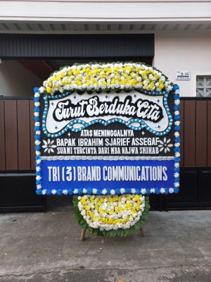 Papan Bunga Duka di Candirejo